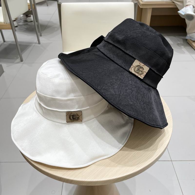 Gucci hat 032005